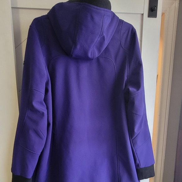 Women's Chillax Sport Jacket - Picture 5 of 7
